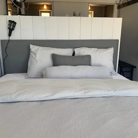 Ajuma Strandkamers Luxury tent Zandvoort